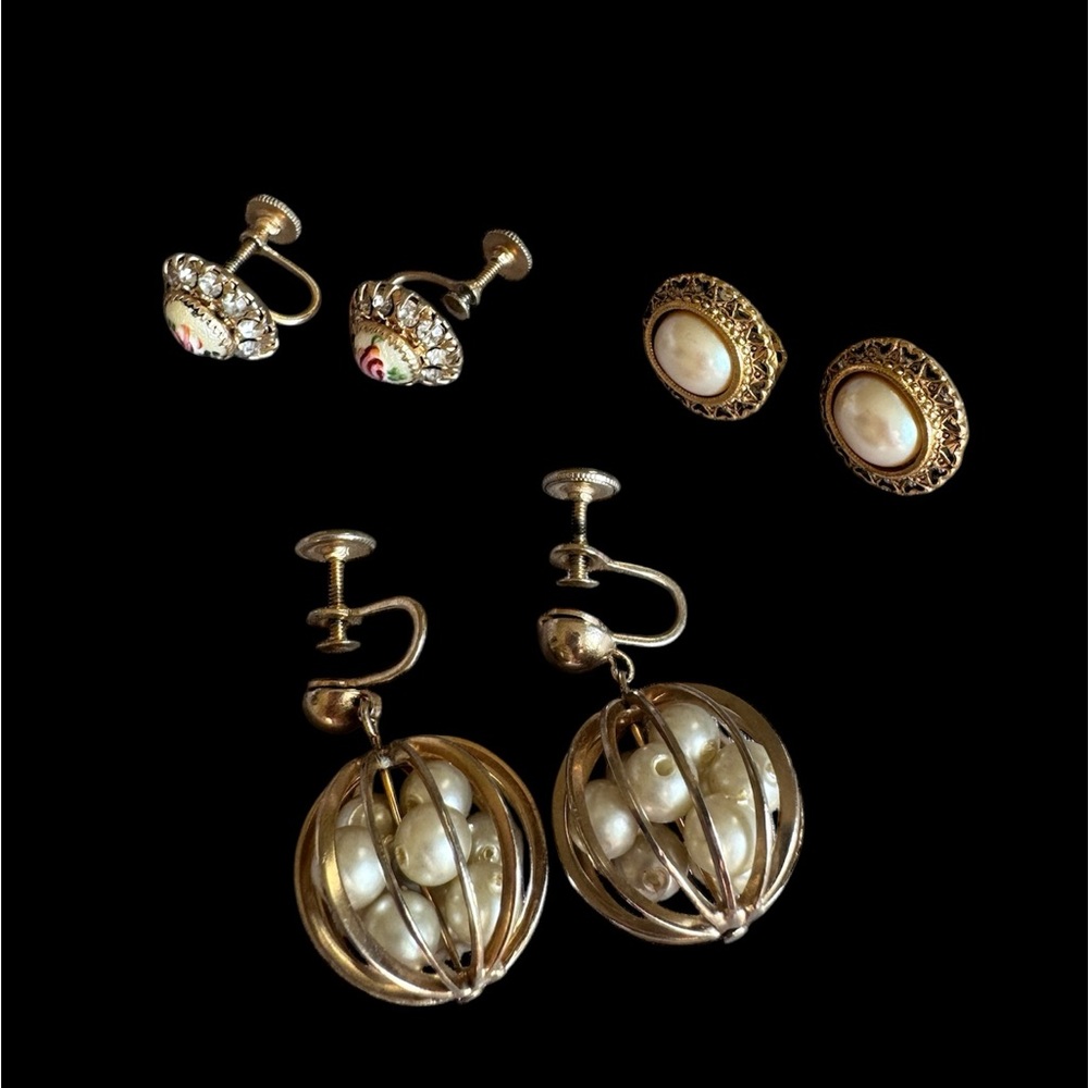 Vintage Gold tone and faux Pearl Earrings Set
